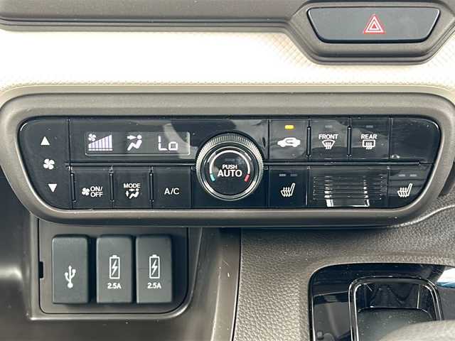 ホンダ Ｎ ＢＯＸ L ターボ 三重県 2022(令4)年 2.1万km クリスタルブラックパール 純正ナビ　/バックカメラ　/両側パワースライドドア/ビルトインETC /前席シートヒーター　/コーナーセンサー /レーダークルーズコントロール /レーンキープアシスト/ホンダセンシング /USB給電 /LEDヘッドライト/オートハイビーム /オートライト/電子パーキング/スペアキー /禁煙車