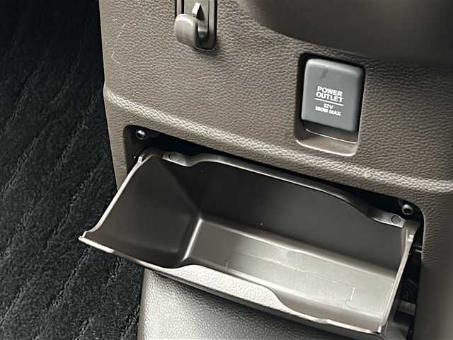 ホンダ Ｎ ＢＯＸ L ターボ 三重県 2022(令4)年 2.1万km クリスタルブラックパール 純正ナビ　/バックカメラ　/両側パワースライドドア/ビルトインETC /前席シートヒーター　/コーナーセンサー /レーダークルーズコントロール /レーンキープアシスト/ホンダセンシング /USB給電 /LEDヘッドライト/オートハイビーム /オートライト/電子パーキング/スペアキー /禁煙車