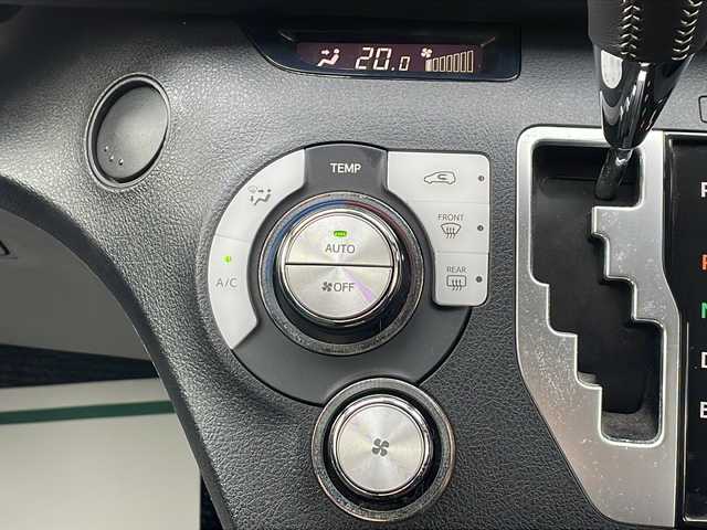 トヨタ シエンタ ハイブリッド G 山形県 2015(平27)年 2.4万km ヴィンテージブラウンパールクリスタルシャイン 禁煙車/Toyota Safety Sense C/・プリクラッシュセーフティ/・レーンディパーチャーアラート/・オートマチックハイビーム/・先行車発進告知（発進遅れ告知機能）/両側パワースライドドア/純正ナビ(CD.DVD.BT.SD.AUX)/バックカメラ/ワンセグ/ビルトインETC/シートヒーター/LEDヘッドライト/プッシュスタート/スマートキーｘ２/ステアリングリモコン/横滑り防止