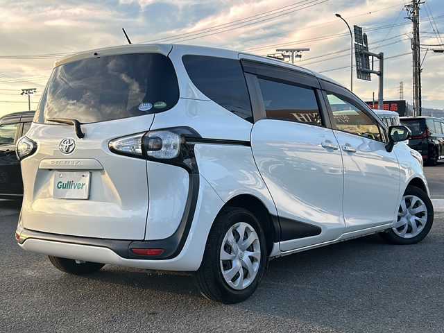 トヨタ シエンタ G 徳島県 2015(平27)年 9.1万km ホワイトパールクリスタルシャイン 7型純正ナビ　NSZT-W64/(ラジオ/DISC/USB/SD)/バックカメラ/両側電動スライドドア/純正フロアマット/スマートキー/D/N席シートヒーター/横滑り防止装置/プッシュスタート/アイドリングストップ/ハロゲンヘッドライト/取扱説明書/新車時保証書