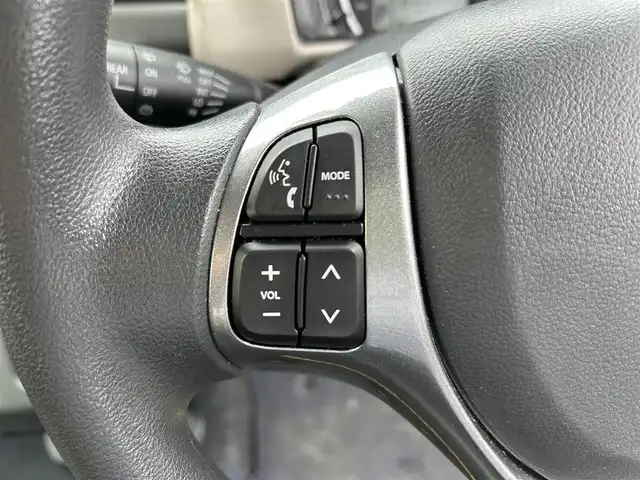 スズキ ハスラー F リミテッド Ⅱ 愛媛県 2018(平30)年 3万km アクティブイエロー/スチールシルバー2トーン 社外7インチナビ【AVN135M】/　CD/ワンセグTV/ビルトインETC/前席シートヒーター/レーダーブレーキサポート/プッシュスタート/オートライト/HIDヘッドライト/ゴムマット/電動格納ミラー
