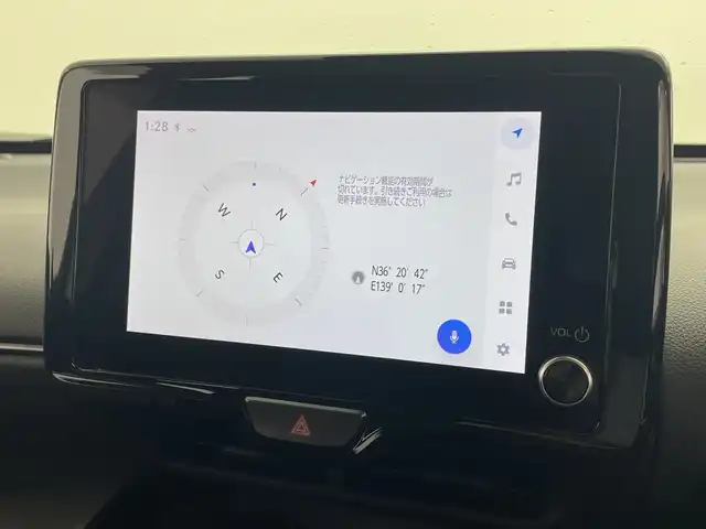トヨタ ヤリスクロス ハイブリッド G 群馬県 2024(令6)年 1.1万km プラチナホワイトパールマイカ 純正ディスプレイオーディオ　フルセグＴＶ　全周囲カメラ　シートヒーター　ステアリングヒーター　衝突被害軽減ブレーキ　レーンアシスト　クリアランスソナー　ＥＴＣ２．０　前後ドラレコ　スマートキー　禁煙車
