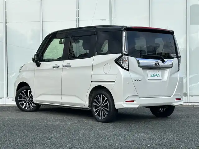 トヨタ ルーミー カスタムG－T 福岡県 2021(令3)年 7.3万km ブラックマイカメタリック/パールホワイト2トーン ・純正ナビ(NSZT-W68T)/(フルセグ/CD/DVD/BT/AM/FM/SD)/・レーダークルーズコントロール/・衝突被害軽減ブレーキ/・レーンキープアシスト/・前後コーナーセンサー/・ビルトインETC/・バックカメラ/・前後ドライブレコーダー/・ワンオーナー/・純正フロアマット/・純正アルミ15インチ/・ターボ/・D＋N席シートヒーター/・両側パワースライドドア/・スマートキー/・スペア1本/・アイドリングストップ/・取扱説明書