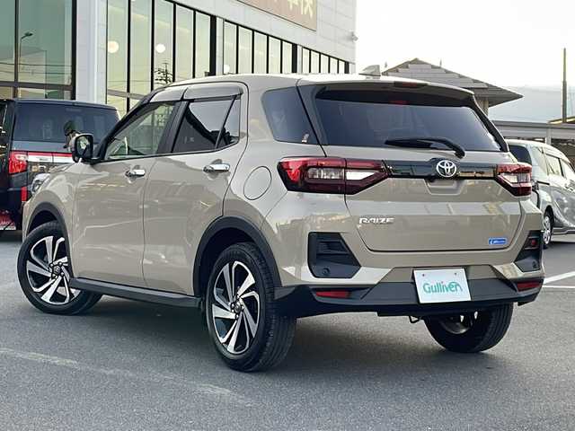 トヨタ ライズ Z 長野県 2020(令2)年 1.9万km ナチュラルベージュマイカM スマートアシスト/・衝突警報機能/・標識認識機能/・先行車発進お知らせ機能/・全車速追従機能付アダプティブクルーズコントロール/・レーンキープコントロール/・ふらつき警報/・路側逸脱警報機能/・コーナーセンサー/純正SDナビ【NSZT-Y68T】/(CD/DVD/フルセグTV/BT)/バックカメラ/ビルトインETC/シートヒーター（D・N席）/革巻きステアリング/ステアリングスイッチ/LEDヘッドライト/フォグランプ/オートライト/スマートキー/Pスタート/電動格納ミラー/純正17インチAW/ドアバイザー