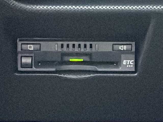 トヨタ ライズ Z 長野県 2020(令2)年 1.9万km ナチュラルベージュマイカM スマートアシスト/・衝突警報機能/・標識認識機能/・先行車発進お知らせ機能/・全車速追従機能付アダプティブクルーズコントロール/・レーンキープコントロール/・ふらつき警報/・路側逸脱警報機能/・コーナーセンサー/純正SDナビ【NSZT-Y68T】/(CD/DVD/フルセグTV/BT)/バックカメラ/ビルトインETC/シートヒーター（D・N席）/革巻きステアリング/ステアリングスイッチ/LEDヘッドライト/フォグランプ/オートライト/スマートキー/Pスタート/電動格納ミラー/純正17インチAW/ドアバイザー