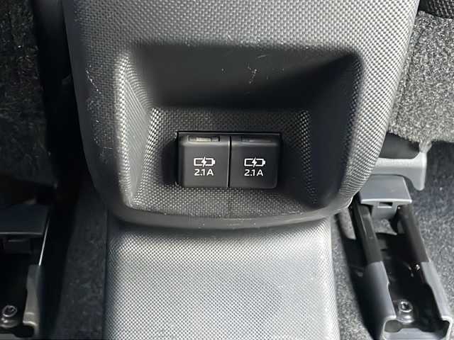 トヨタ ライズ Z 長野県 2020(令2)年 1.9万km ナチュラルベージュマイカM スマートアシスト/・衝突警報機能/・標識認識機能/・先行車発進お知らせ機能/・全車速追従機能付アダプティブクルーズコントロール/・レーンキープコントロール/・ふらつき警報/・路側逸脱警報機能/・コーナーセンサー/純正SDナビ【NSZT-Y68T】/(CD/DVD/フルセグTV/BT)/バックカメラ/ビルトインETC/シートヒーター（D・N席）/革巻きステアリング/ステアリングスイッチ/LEDヘッドライト/フォグランプ/オートライト/スマートキー/Pスタート/電動格納ミラー/純正17インチAW/ドアバイザー