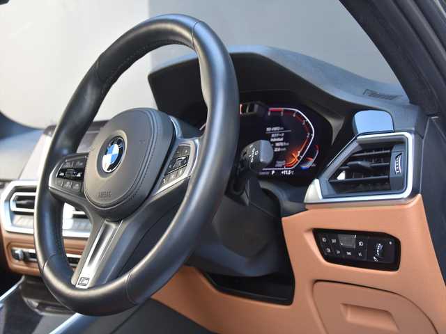 ＢＭＷ ＢＭＷ ３２０ｄ xDrive ツーリング Mスポーツ 和歌山県 2019(令1)年 4.2万km ガンＭ 1オーナー /純正ナビ /バックカメラ /コンフォートパッケージ /ハイラインパッケージ /茶革シート/シートヒーター /パーキングアシストプラス /パワーバックドア /ストレージパッケージ /LEDヘッドライト/純正18AW