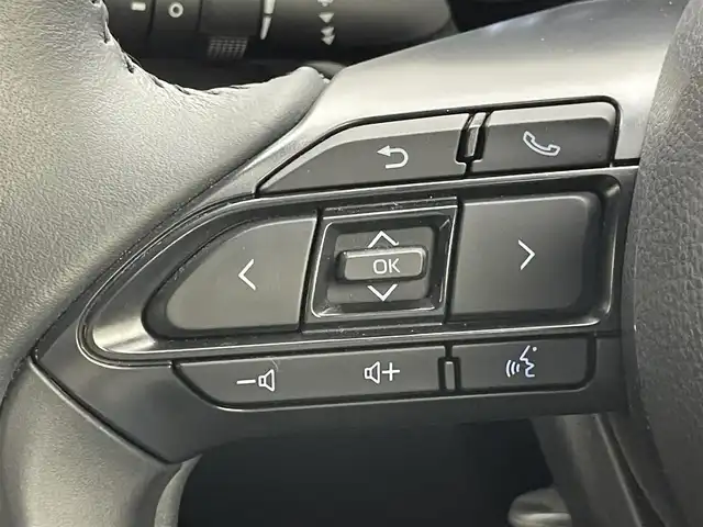 トヨタ ヤリス ハイブリッド Z 埼玉県 2022(令4)年 1.7万km シアンM 純正ディスプレイオーディオ/ Bluetooth USB Carplay/パノラミックビューモニター/トヨタセーフティセンス/プリクラッシュセーフティ/レーダークルーズコントロール/クリアランスソナー /レーンキープアシスト/シートヒーター/ドライブレコーダー/LEDオートライト/オートハイビーム/ビルトインETC