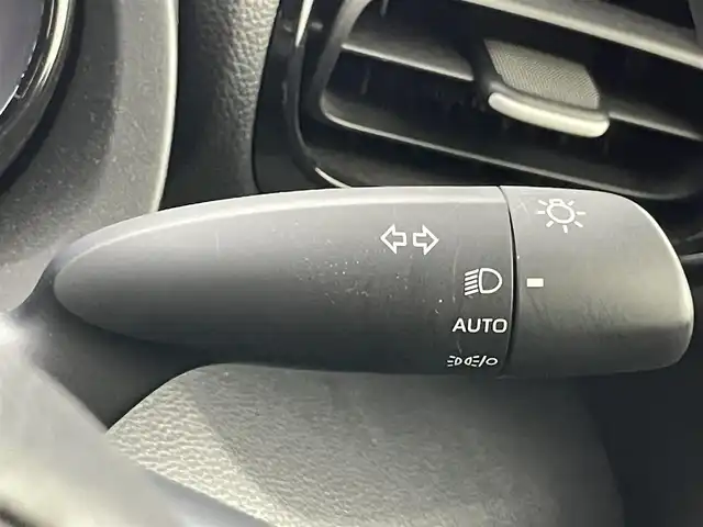 トヨタ ヤリス ハイブリッド Z 埼玉県 2022(令4)年 1.7万km シアンM 純正ディスプレイオーディオ/ Bluetooth USB Carplay/パノラミックビューモニター/トヨタセーフティセンス/プリクラッシュセーフティ/レーダークルーズコントロール/クリアランスソナー /レーンキープアシスト/シートヒーター/ドライブレコーダー/LEDオートライト/オートハイビーム/ビルトインETC