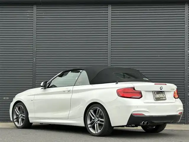 ＢＭＷ ２２０ｉ カブリオレ Mスポーツ 茨城県 2018(平30)年 5.1万km アルピンホワイトⅢ ファストトラックパッケージ /・アダプティブMサス /・18インチMライトアロイホイール /・Mスポーツブレーキ /赤革 /シートヒーター /M付パワーシート  /アダプティブLED /インテリジェントSFT /LDW /Bカメラ /PDC /クルコン /ETC2.0 /禁煙車