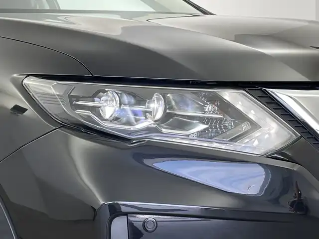 日産 エクストレイル 20Xi 新潟県 2020(令2)年 4.4万km ダイヤモンドブラック ワンオーナー/4WD/純正メモリナビ【MM520D-L】/　フルセグTV/Bluetooth/CD/DVD/プロパイロット/衝突被害軽減ブレーキ/レーンキープアシスト/レーダークルーズコントロール/レザーシート/全席シートヒーター/アラウンドビューモニター/パワーバックドア/インテリジェントルームミラー/前後コーナーセンサー/ドライブレコーダー【DH5-D】/ビルトインETC/ミラーヒーター/アイドリングストップ/オートマチックハイビーム/純正AWセット夏タイヤ積込/レザーステアリング