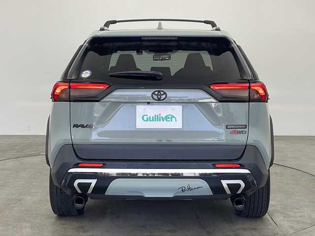 トヨタ ＲＡＶ４ アドベンチャー 兵庫県 2020(令2)年 6.6万km アーバンカーキ ・アルパイン9インチナビ（X9NX）/・CD/DVD再生/・USB接続/・フルセグテレビ/・Bluetoothオーディオ/・バックカメラ/・ビルドインETC/・トヨタセーフティセンス/・プリクラッシュセーフティ/・レーダークルーズコントロール/・レーンディパーチャーアラート/・横滑り防止機能/・盗難防止装置/・ダウンヒルアシストコントロール/・前後コーナーセンサー/・前方ドライブレコーダー/・オートライト/・オートマチックハイビーム/・LEDヘッドライト/・フォグランプ/・４WD/・デジタルインナーミラー/・MTモード付AT/・スマートキー/・純正フロアマット/・純正アルミホイール/・ルーフレール/・パワーシート（運転席）/・W＋サイドエアバック/・オートブレーキホールド/・カーテンエアバック