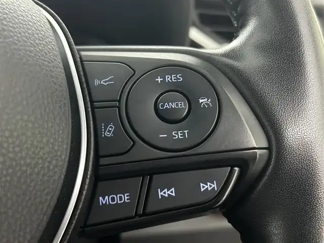 トヨタ ＲＡＶ４ ハイブリッドG 埼玉県 2022(令4)年 4万km ホワイトパールクリスタルシャイン パノラマムーンルーフ　レザーシート　シートベンチレーション　パワーシート　シートポジションメモリー　純正ディスプレイオーディオ　全周囲モニター　Ｍｉｒａｃａｓｔ　Ｂｌｕｅｔｏｏｔｈ　レーダークルーズ液晶