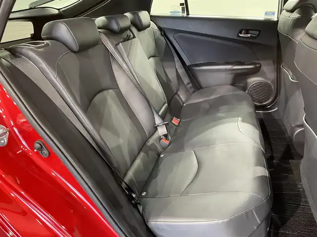 トヨタ プリウス A ツーリングセレクション 愛知県 2019(令1)年 4.6万km エモーショナルレッドⅡ アドバンスパーク　/純正９インチTコネクトナビ　/(FM/AM/CD・DVD再生/フルセグTV/SD/Bluetooth)/トヨタセーフティセンス　/　　-プリクラッシュセーフティ/　　-レーンディパーチャーアラート（LDA)/　　-オートマチックハイビーム/　　-レーダークルーズコントロール　/純正フロントエアロ　/黒レザーシート　/ビルトインＥＴＣ　/シートヒーター/LEDヘッドライト/LEDフォグランプ/ヘッドアップディスプレイ/ブライドスポットモニター（BSM)/バックカメラ　/ドライブレコーダー　/クリアランスソナー