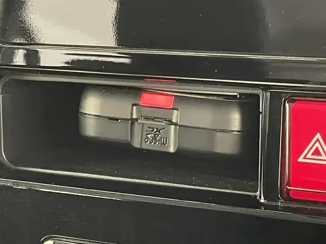 トヨタ ルーミー G 埼玉県 2023(令5)年 2.5万km ブラックマイカメタリック スマートアシスト　純正９インチディスプレイオーディオ　パノラミックビューモニター　ビルトインＥＴＣ　シートヒーター　両側パワースライドドア　オートライト　スマートキー　ＬＥＤヘッドライト　地デジＴＶ