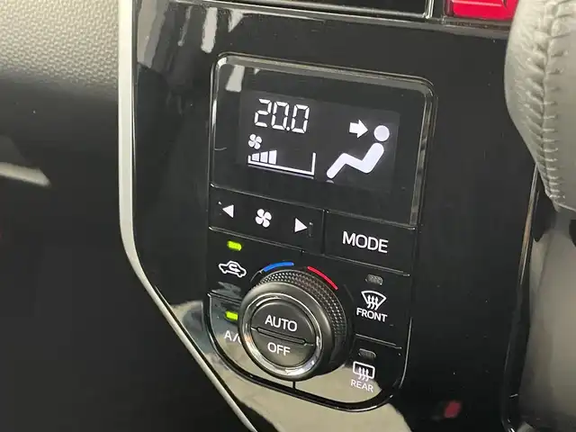 トヨタ ルーミー G 埼玉県 2023(令5)年 2.5万km ブラックマイカメタリック スマートアシスト　純正９インチディスプレイオーディオ　パノラミックビューモニター　ビルトインＥＴＣ　シートヒーター　両側パワースライドドア　オートライト　スマートキー　ＬＥＤヘッドライト　地デジＴＶ