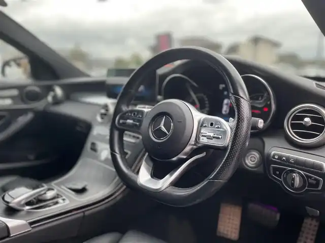 メルセデス・ベンツ Ｃ２２０ｄ アバンギャルド　AMGライン 栃木県 2019(令1)年 4.2万km ブリリアントブルーM レーダーセーフティパッケージ/キーレスゴー/ナビ/フルセグTV/バックカメラ/ETC/アンビエントライト /パークトロニック /LEDヘッドライト/オートライト/ACC/レーンキープアシスト/ブラインドスポット /エアサス/ドアバイザー