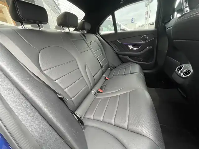 メルセデス・ベンツ Ｃ２２０ｄ アバンギャルド　AMGライン 栃木県 2019(令1)年 4.2万km ブリリアントブルーM レーダーセーフティパッケージ/キーレスゴー/ナビ/フルセグTV/バックカメラ/ETC/アンビエントライト /パークトロニック /LEDヘッドライト/オートライト/ACC/レーンキープアシスト/ブラインドスポット /エアサス/ドアバイザー