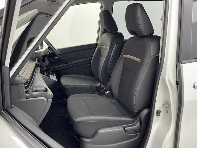 日産 セレナ ハイウェイスター V 新潟県 2023(令5)年 4.5万km プリズムホワイト 純正メーカーOPナビ/フルセグTV/アラウンドビューモニター/プロパイロット/レーダークルーズコントロール/ブラインドスポットモニター/ビルトインETC/両側パワースライドドア/ハンズフリースライドドア/オートライト/LEDヘッドライト/コーナーセンサー/アイドリングストップ/ステアリングスイッチ/プッシュスタート/フロアマット