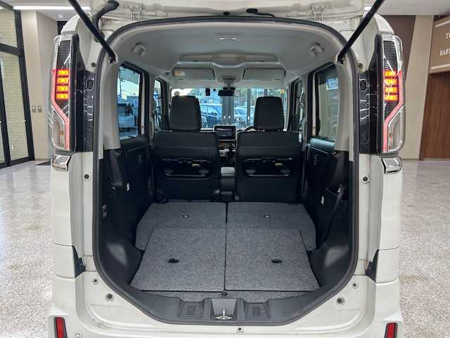 スズキ スペーシア カスタム HYBRID XS ターボ 高知県 2018(平30)年 11.4万km ピュアホワイトP (株)IDOMが運営する【じしゃロン高知店】の自社ローン専用車両になります。こちらは現金またはオートローンご利用時の価格です。自社ローンご希望の方は別途その旨お申付け下さい