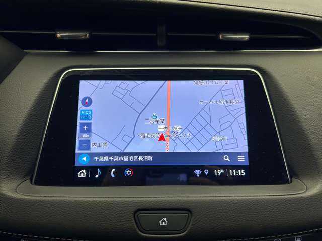 キャデラック ＸＴ４ プレミアム 千葉県 2022(令4)年 1.7万km 紺 ＣａｒＰｌａｙ　/ディスプレイオーディオ　/３６０°カメラ　/黒革　/シートヒーター　/ベンチレーター　/パワーシート　/ＡＣＣ　/ＢＯＳＥサウンド　/電動リアゲート　/ＬＥＤヘッドライト　/オートライト