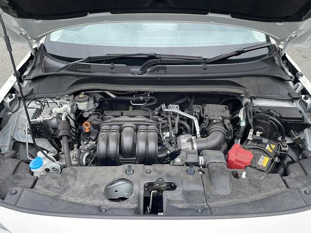 ホンダ ヴェゼル G 兵庫県 2023(令5)年 4.1万km プラチナホワイトパール 純正９インチナビ/・BT/・CD/DVD/・フルセグ/衝突軽減/バックカメラ/前後コーナーセンサー/クリアランスソナー/クルーズコントロール/路外逸脱抑制/踏み間違い衝突防止/ダウンヒルアシスト/電動パーキングブレーキ/オートホールド/電格ミラー/前後ドラレコ/純正フロアマット
