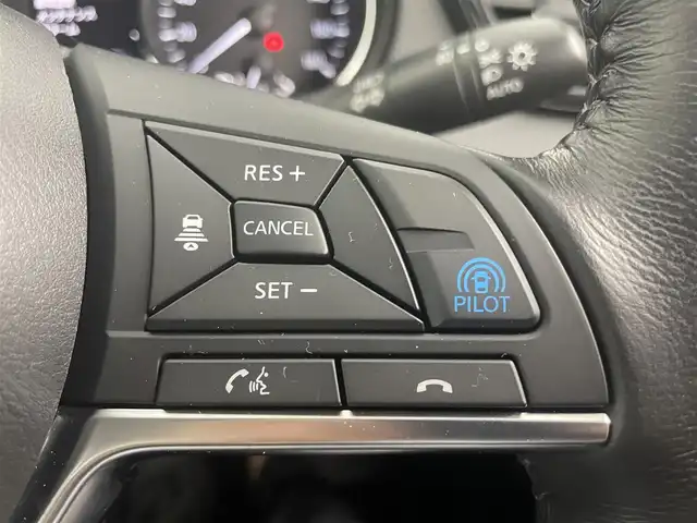 日産 エクストレイル 20X 愛知県 2018(平30)年 2.9万km シャイニングブルー 純正ナビ（フルセグ、CD、DVD、Bluetooth）/4WD/寒冷地仕様/プロパイロット/エマージェンシーブレーキ/車線逸脱警報/インテリジェント4×4/アドバンスドヒルディセントコントロール/アラウンドビューモニター/ドライブレコーダー/ビルトインETC/革巻きステアリング/パワーバックドア/ルーフレール/純正LEDヘッドライト/フォグランプ/純正18インチアルミホイール/取扱説明書