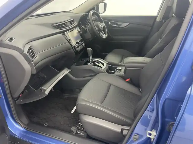 日産 エクストレイル 20X 愛知県 2018(平30)年 2.9万km シャイニングブルー 純正ナビ（フルセグ、CD、DVD、Bluetooth）/4WD/寒冷地仕様/プロパイロット/エマージェンシーブレーキ/車線逸脱警報/インテリジェント4×4/アドバンスドヒルディセントコントロール/アラウンドビューモニター/ドライブレコーダー/ビルトインETC/革巻きステアリング/パワーバックドア/ルーフレール/純正LEDヘッドライト/フォグランプ/純正18インチアルミホイール/取扱説明書