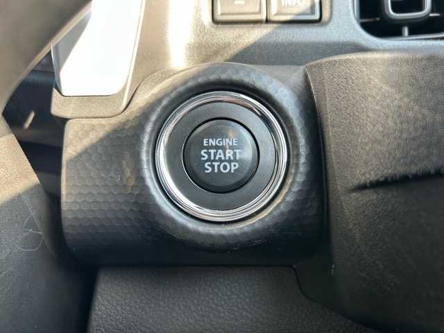 スズキ ハスラー HYBRID G 千葉県 2020(令2)年 1.9万km クールカーキPM 純正8インチナビ/フルセグテレビ/Bluetooth/CD/DVD/ETC/横滑り防止装置/衝突被害軽減システム/車線逸脱警報/コーナーセンサー/前席シートヒーター/フルフラットシート/オートライト/ヘッドライトレベライザー/オートエアコン/プッシュスタート/スペアキー×１/保証書・取扱説明書