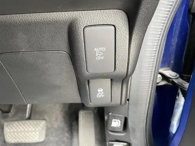 ホンダ Ｎ ＢＯＸ 2トーン G ターボ Lパッケージ 兵庫県 2015(平27)年 9.3万km ブリリアントスポーティブルーメタリック2トーン (株)IDOMが運営する【じしゃロン神戸名谷店】の自社ローン専用車両になりますこちらは現金またはオートローンご利用時の価格です。自社ローンご希望の方は別途その旨お申付け下さい/ストラーダナビ/社外フルセグナビ/片側パワースライドドア/HIDヘッドランプ/バックモニター/ETC車載器搭載/純正14インチアルミホイール/ターボ/アイドリングストップ/クルーズコントロール/オートエアコン/プラズマクラスター/シートリフター/プッシュエンジンスタート/スマートキーシステム/SRSエアバック(運転席・助手席)