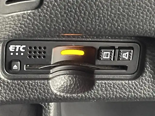 ホンダ Ｎ ＢＯＸ G L ホンダセンシング 熊本県 2019(令1)年 5.7万km 白Ⅱ 禁煙車　/純正ナビVXM-194VFi（ＣＤ・ＤＶＤ・フルセグ・ＢＴ・ＳＤ・ＵＳＢ）/バックカメラ　/ビルトインＥＴＣ　/純正前方ドライブレコーダー　/後ろのみコーナーセンサー　/両側パワースライドドア　/ホンダセンシング/・・車線逸脱警報/・レーンキープアシスト/・レーダークルーズコントロール/・衝突軽減ブレーキ/横滑り防止/純正１４インチAW/オートライト/LEDヘッドライト/スマートキー/プッシュスタート/スペアキー1本/保証書/取扱説明書