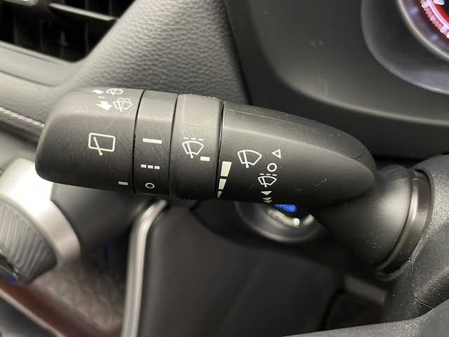 トヨタ ＲＡＶ４ G Zパッケージ 長野県 2021(令3)年 1.4万km アティチュードブラックマイカ 4WD/純正ディスプレイオーディオ&USB&BT/トヨタセーフティセンス/アダプティブクルーズコントロール/レーントレーシングアシスト/プリクラッシュセーフティ/ブラインドスポットモニター/リアクロストラフィックアラート/クリアランスソナー/パーキングサポートブレーキ/ロードサインアシスト/オートマチックハイビーム/ダウンヒルアシストコントロール/社外前後ドライブレコーダー/デジタルインナーミラー/パワーバックドア/合皮シート/前席シートヒーター/運転席パワーシート/ステアリングスイッチ/ステアリングヒーター/全方位カメラ/ビルトインETC/LEDヘッドライト/オートライト/フロントフォグランプ/電動格納ミラー/ウィンカーミラー/電動ホールド/オートホールド/純正19インチAW装着/純正フロアマット/純正ドアバイザー/プッシュスタート/スマートキー