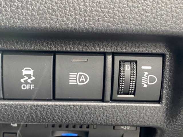 トヨタ ハリアー S 兵庫県 2021(令3)年 2万km スレートグレーメタリック 純正ナビ　/フルセグ　/AUX/USB　/Ｂｌｕｅｔｏｏｔｈ　/バックカメラ　/ETC　/ドライブレコーダー　/純正フロアマット　/純正アルミホイール　/衝突被害軽減ブレーキ　/横滑り防止装置　/車線逸脱警報　/オートLEDライト/オートハイビーム/スペアキー1本/W+サイド+カーテンエアバッグ