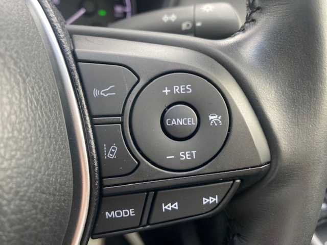 トヨタ ハリアー S 兵庫県 2021(令3)年 2万km スレートグレーメタリック 純正ナビ　/フルセグ　/AUX/USB　/Ｂｌｕｅｔｏｏｔｈ　/バックカメラ　/ETC　/ドライブレコーダー　/純正フロアマット　/純正アルミホイール　/衝突被害軽減ブレーキ　/横滑り防止装置　/車線逸脱警報　/オートLEDライト/オートハイビーム/スペアキー1本/W+サイド+カーテンエアバッグ