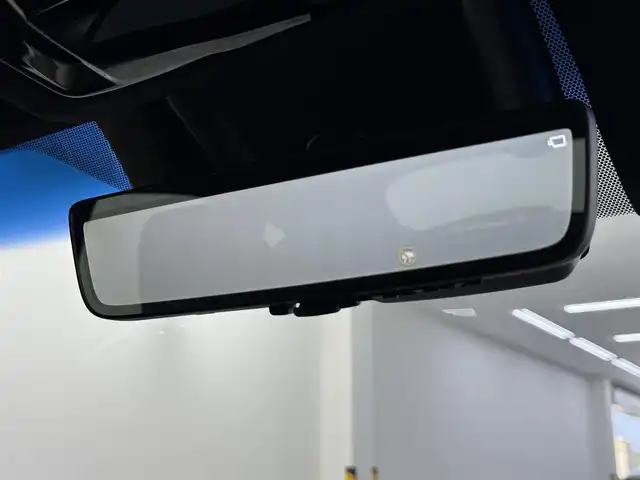 トヨタ ハリアー ハイブリッド Z 埼玉県 2020(令2)年 4.1万km ブラック パノラマルーフ　純正ナビ　ＪＢＬスピーカー　ＢＳＭ　ＥＴＣ２．０　クルーズコントロール　バックカメラ　フルセグTV　電動リアゲート　パワーシート　LEDヘッドライト　HUD　スマートルームミラー　オートハイビーム　レーンキープ　衝突被害軽減　Bluetooth