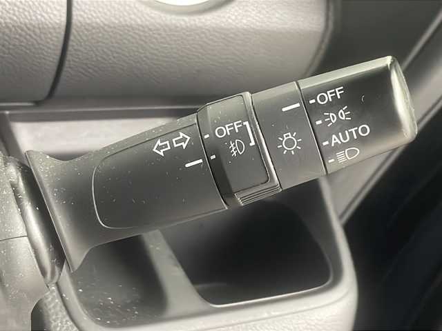 ホンダ Ｎ ＢＯＸ カスタム G L ホンダセンシング 埼玉県 2018(平30)年 5.2万km クリスタルブラックパール 社外SDナビ/（フルTV/BT/CD/DVD/SD/AM/FM）/ホンダセンシング/・衝突軽減ブレーキ/・後方誤発進抑制機能/・路外逸脱抑制機能/・アダプティブクルーズコントロール/両側パワースライドドア/純正ドラレコ/ビルトインETC/純正アルミホイール/保証書/取扱説明書/スペアキー1本