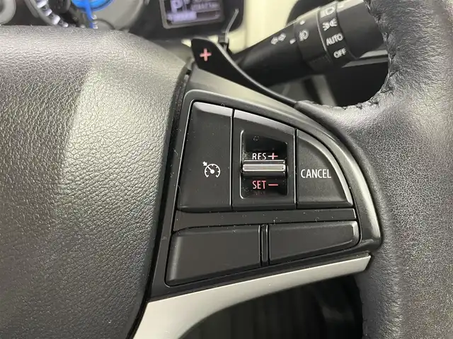 スズキ クロスビー HYBRID MZ 埼玉県 2018(平30)年 4.4万km ファーベントレッド/スーパーブラックパール 純正８インチナビ　バックカメラ　ビルトインＥＴＣ　セーフティサポート　クルーズコントロール　シートヒーター　パドルシフト　オートライト　スマートキー　ＬＥＤヘッドライト　地デジフルセグ