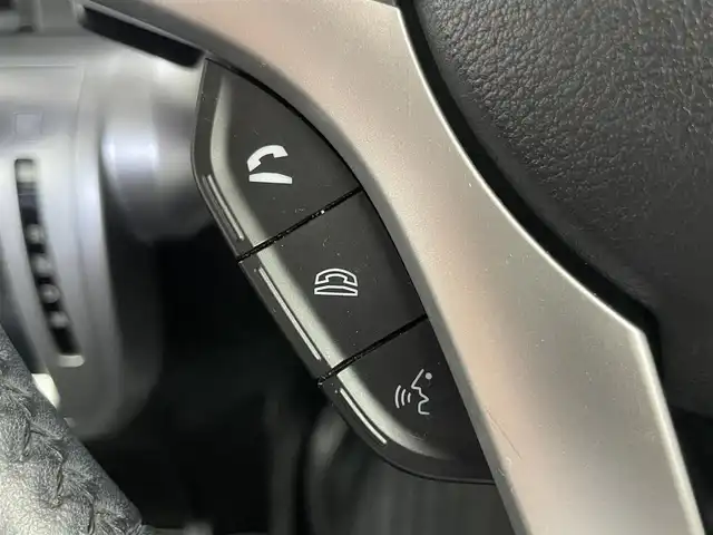 スズキ クロスビー HYBRID MZ 埼玉県 2018(平30)年 4.4万km ファーベントレッド/スーパーブラックパール 純正８インチナビ　バックカメラ　ビルトインＥＴＣ　セーフティサポート　クルーズコントロール　シートヒーター　パドルシフト　オートライト　スマートキー　ＬＥＤヘッドライト　地デジフルセグ