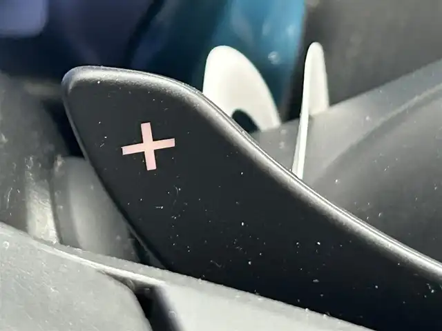 スズキ ハスラー HYBRID X ターボ 道央・札幌 2024(令6)年 0.8万km デニムブルー ガンメタリック 2トーン ・４WD/・純正メモリナビ/・CD/DVD/BT/AppleCarPlay/AndroidAuto/・フルセグテレビ/・USBポート/・アラウンドビューモニター/・衝突軽減ブレーキ/・横滑り防止装置/・レーダークルーズコントロール/・レーンキープアシスト/・アイドリングストップ/・前後コーナーセンサー/・オートマチックハイビーム/・LEDヘッドライト/・LEDフォグランプ/・前席シートヒーター/・パドルシフト/・ミラーヒーター/・グリップコントロール/・スノーモード/・シートバックテーブル/・ドアバイザー/・プッシュスタート/・スマートキー
