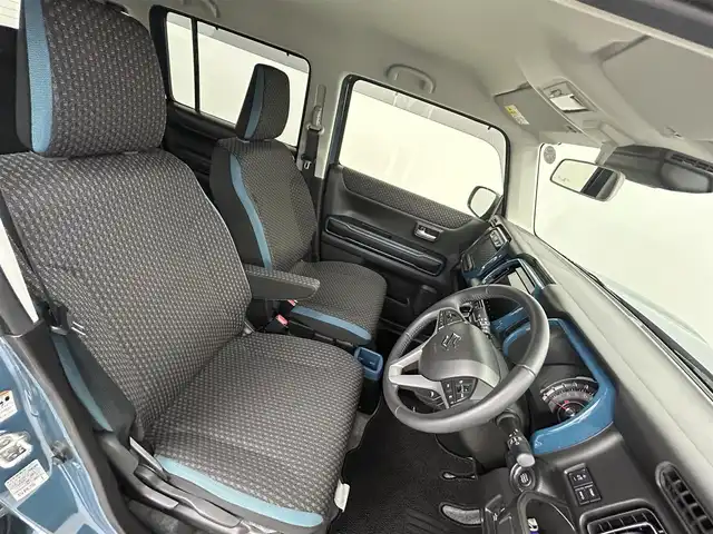 スズキ ハスラー HYBRID X ターボ 道央・札幌 2024(令6)年 0.8万km デニムブルー ガンメタリック 2トーン ・４WD/・純正メモリナビ/・CD/DVD/BT/AppleCarPlay/AndroidAuto/・フルセグテレビ/・USBポート/・アラウンドビューモニター/・衝突軽減ブレーキ/・横滑り防止装置/・レーダークルーズコントロール/・レーンキープアシスト/・アイドリングストップ/・前後コーナーセンサー/・オートマチックハイビーム/・LEDヘッドライト/・LEDフォグランプ/・前席シートヒーター/・パドルシフト/・ミラーヒーター/・グリップコントロール/・スノーモード/・シートバックテーブル/・ドアバイザー/・プッシュスタート/・スマートキー