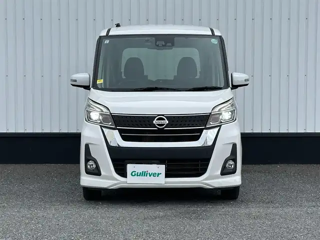 日産 デイズ ルークス ハイウェイスター Xターボ 千葉県 2017(平29)年 6.4万km ホワイトパール 純正メモリナビ/(CD/BT/USB/フルセグTV)/アラウンドビューモニター/エマージェンシーブレーキ/両側スライドドア/パワースライドドア/横滑り防止装置/ETC/ドライブレコーダー/アイドリングストップ/LEDヘッドライト/フォグランプ/オートライト/ウィンカーミラー/電動格納ミラー/純正14インチAW/リアサーキュレーター/プッシュスタート/スマートキー/フロアマット/ドアバイザー/取扱説明書/保証書/スペアキー