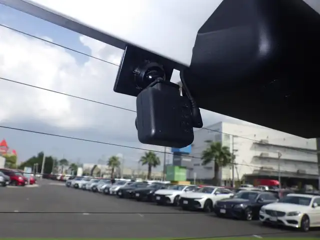 トヨタ シエンタ ハイブリッド G セーフティエディション 千葉県 2021(令3)年 5.5万km ホワイトパールクリスタルシャイン Toyota Safety Sense/・プリクラッシュセーフティ/・レーンディパーチャーアラート/・オートハイビーム/クルーズコントロール/両側パワースライドドア/純正SDナビ/地デジTV/【DVD/CD再生機能　Bluetooth接続】/パノラミックビューモニター/ドライブレコーダー（前後撮影）/革巻きステアリング/ETC/LEDヘッドライト/フォグライト/ウインカーミラー/クリアランスソナー/スマートキー