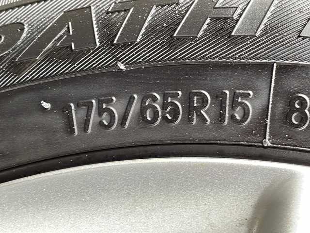 トヨタ スペイド G 青森県 2013(平25)年 9万km ダークブラウンマイカメタリック 4WD/純正HDDナビ・フルセグTV/CD・DVD・Bluetooth・SD/バックカメラ/片側パワースライドドア/運転席シートヒーター/ETC/社外15インチアルミホイール/純正フロアマット/スマートキー/プッシュスタート