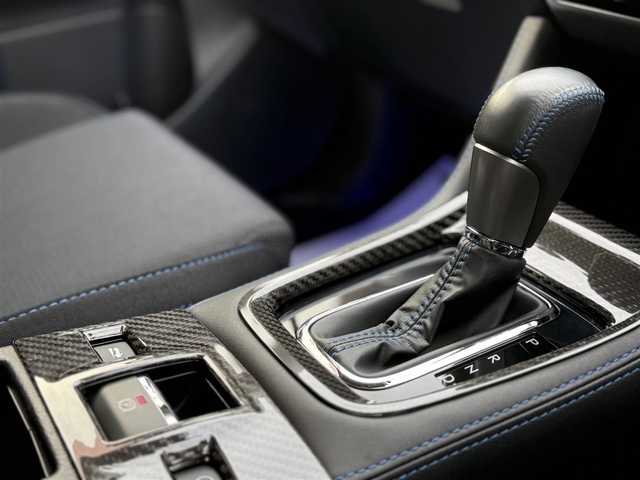 スバル レヴォーグ 1．6GT－S アイサイト 香川県 2014(平26)年 4.8万km クリスタルホワイトP ダイアトーンSDナビ／フルセグ/CD/DVD/Bluetooth/バックカメラ/ＳＴＩスポイラー（F/S/R)/ＢＢＳ１８インチアルミ/アイサイトver3/レーダークルーズコントロール/レーンキープ/ＬＥＤヘッドライト/電動パーキング/前席パワーシート/ビルシュタインサスペンション/社外スピーカー/プッシュスタート/LEDライナー/ウィンカーミラー/フォグライト/フロアマット/ETC/23年製サマータイヤ