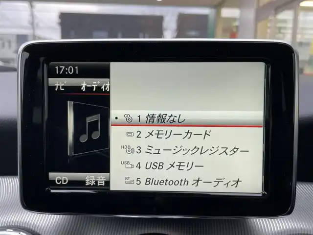 メルセデス・ベンツ ＧＬＡ１８０ 新潟県 2015(平27)年 2万km 白 ワンオーナー/HDDナビ/バックカメラ/レーダークルーズコントロール/プッシュスタート/純正フロアマット