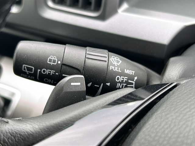 ホンダ ステップワゴン スパーダ S 青森県 2010(平22)年 10.1万km プレミアムホワイトパール 4WD/純正HDDナビ・ワンセグTV/CD・DVD再生/純正フリップダウンモニター/バックカメラ/片側パワースライドドア/パドルシフト/ビルトインETC/社外エンジンスターター/ワイパーデアイサー/HIDライト/フォグランプ/無限エアロ/社外車高調/キーレスキー/スペアキー