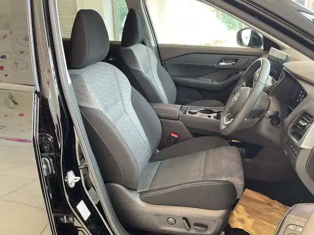 日産 エクストレイル X e－4ORCE 埼玉県 2024(令6)年 0.2万km ダイヤモンドブラック エマージェンシーブレーキ /プロパイロット /純正メモリナビ/　　BT/フルセグ/Apple CarPlay /アラウンドビューモニター /LEDオートライト /シートヒーター /パワーシート /純正18インチアルミホイール /ステアリングヒーター/ステアリングスイッチ /純正ETC2.0