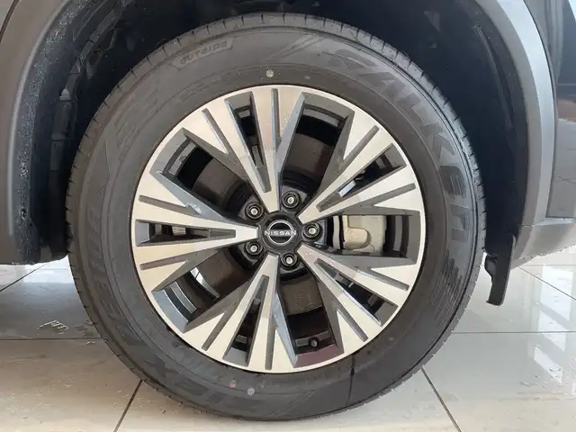 日産 エクストレイル X e－4ORCE 埼玉県 2024(令6)年 0.2万km ダイヤモンドブラック エマージェンシーブレーキ /プロパイロット /純正メモリナビ/　　BT/フルセグ/Apple CarPlay /アラウンドビューモニター /LEDオートライト /シートヒーター /パワーシート /純正18インチアルミホイール /ステアリングヒーター/ステアリングスイッチ /純正ETC2.0