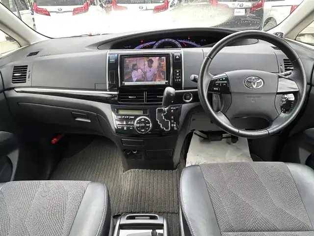 トヨタ エスティマ アエラス レザーパッケージ 兵庫県 2014(平26)年 7.9万km ホワイトパールクリスタルシャイン 純正8インチナビ/純正フリップダウンモニター/(CD/DVD/BT/SD)/フルセグTV/バックカメラ/ETC/両側パワースライドドア/前方ドライブレコーダー/クルーズコントロール/前後コーナーセンサー/HIDヘッドライト/オートライト/フォグランプ/ハーフレザーシート/パワーシート/ステアリングリモコン/スマートキー/スペアキー/電動格納ミラー/純正ドアバイザー/純正フロアマット/純正アルミ18インチ