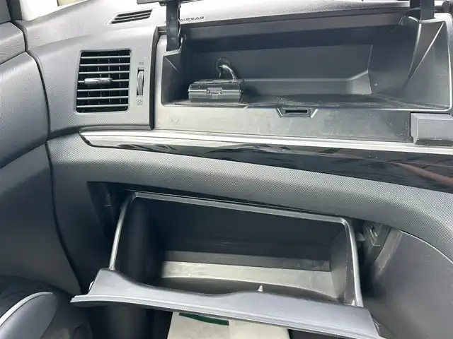 トヨタ エスティマ アエラス レザーパッケージ 兵庫県 2014(平26)年 7.9万km ホワイトパールクリスタルシャイン 純正8インチナビ/純正フリップダウンモニター/(CD/DVD/BT/SD)/フルセグTV/バックカメラ/ETC/両側パワースライドドア/前方ドライブレコーダー/クルーズコントロール/前後コーナーセンサー/HIDヘッドライト/オートライト/フォグランプ/ハーフレザーシート/パワーシート/ステアリングリモコン/スマートキー/スペアキー/電動格納ミラー/純正ドアバイザー/純正フロアマット/純正アルミ18インチ